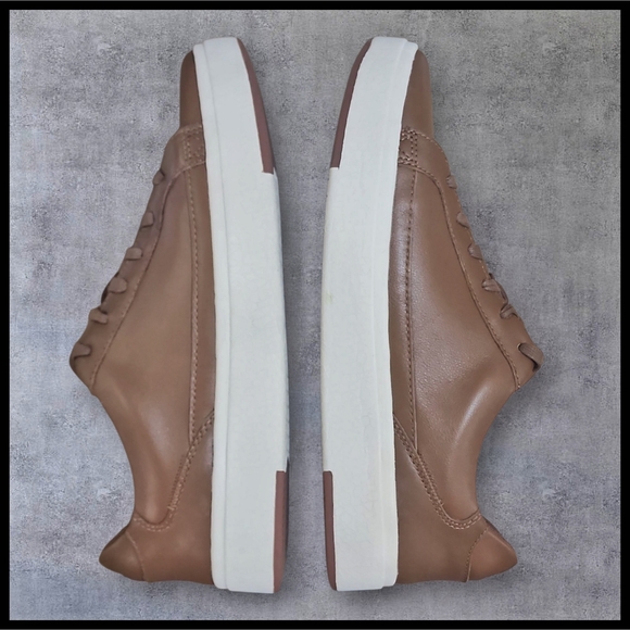 Kizik Vegas Sneakers Hands Free Laced Chestnut Brown Men 9.5 Women 11 Unisex - Picture 7 of 14